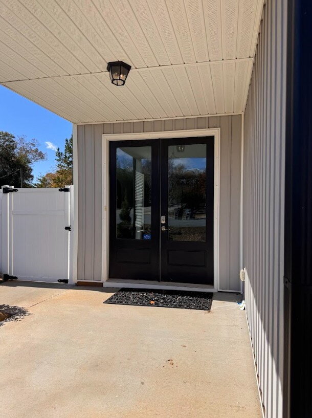 Building Photo - Ask us how to get FREE RENT!