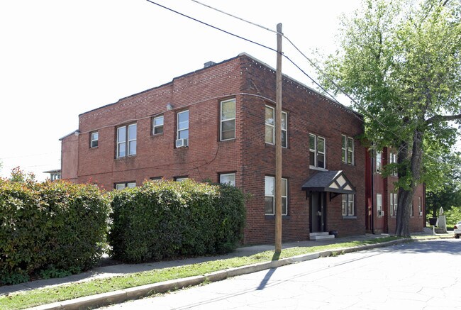 Building Photo - The Navarro Arms Apartments