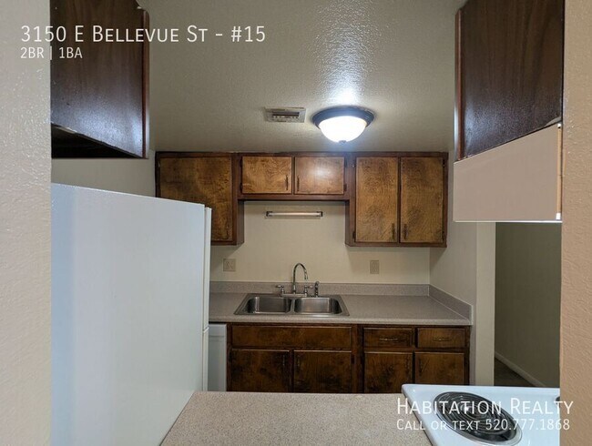 Building Photo - 3150 E Bellevue St