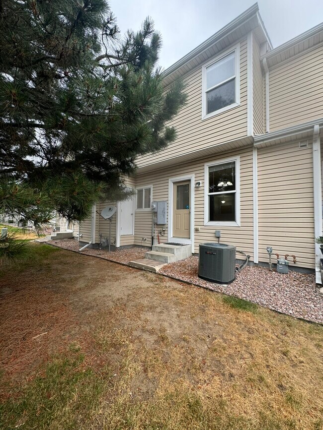 2747 Scotchbroom Point, Colorado Springs, CO 80910 Townhome Rentals