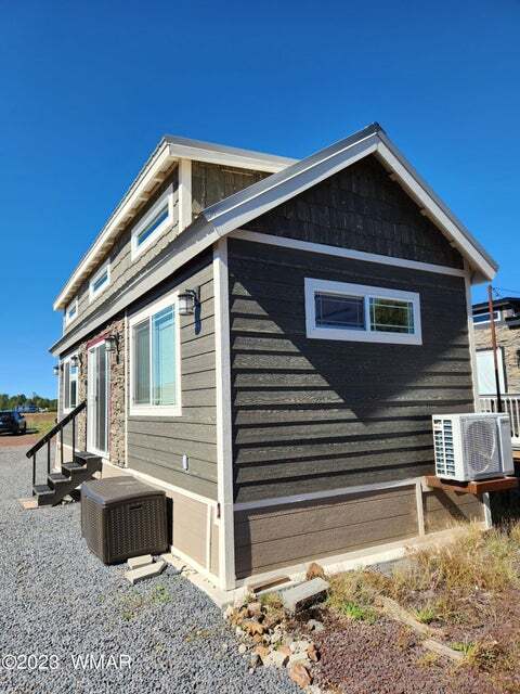 Foto del edificio - 1412 Amanda Dr