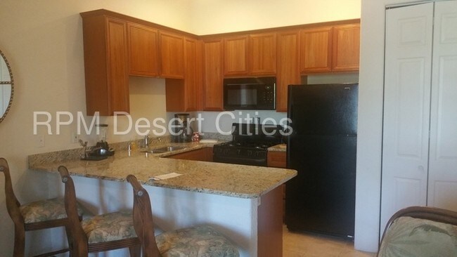Building Photo - 50730 Santa Rosa Plaza