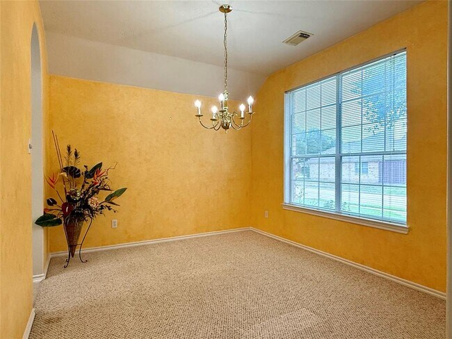 Foto del edificio - 5610 Gaffney Ln