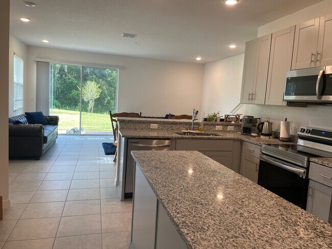 Foto del edificio - 34171 Cinder Way