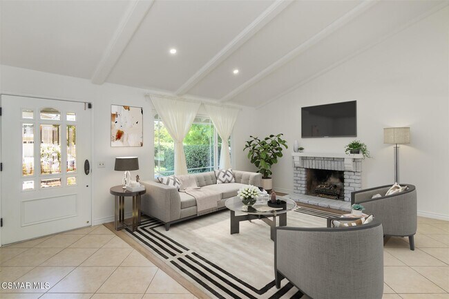 Foto del edificio - 2205 Summerpark Ct