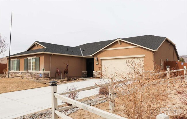 Foto del edificio - 99 Rogue Rd