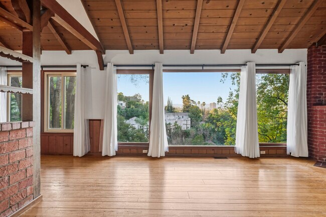 Living Rm West Facing Windows - 15135 Encanto Dr