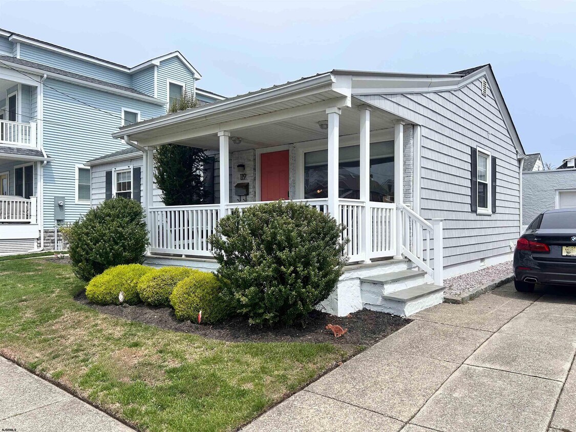 Foto principal - 119 N Iroquois Ave