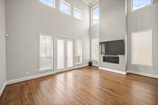 Foto del edificio - 1227 Creekside Acres Ct