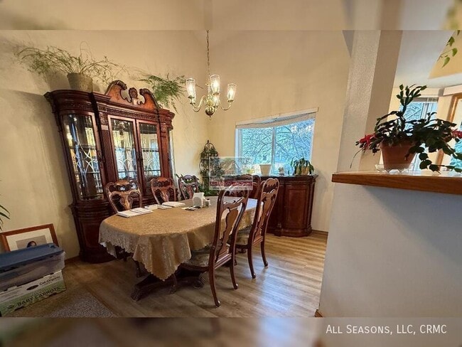 Foto del edificio - 8006 Ferncliff Dr