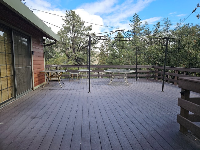 Building Photo - 2105 Bernina Dr
