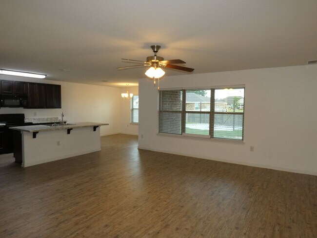 Foto del edificio - Beautiful 3-Bedroom Home - Whisper Creek