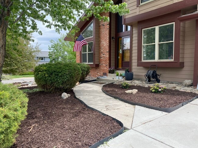 Building Photo - 4215 Cromwell Ct
