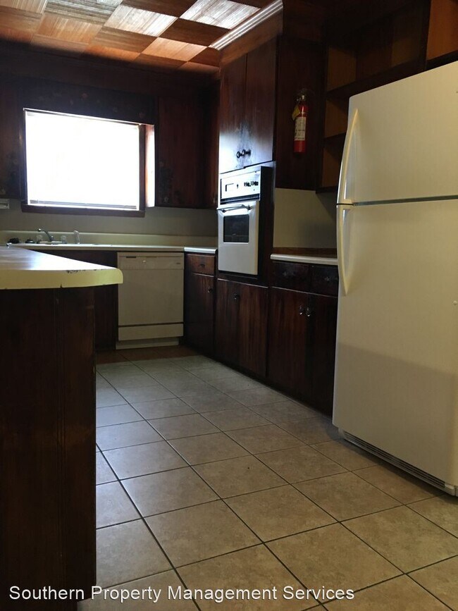 Foto del edificio - 3 br, 3 bath House - 214 Circle Drive