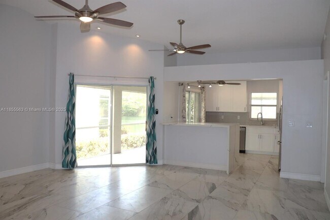 Foto del edificio - 710 SE 22nd Ln