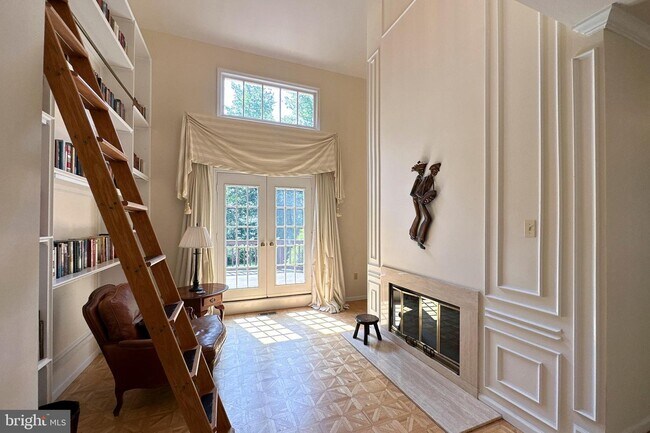 Building Photo - 3 Grovers Ct