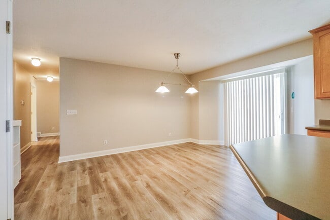 Foto del edificio - 817 N 600 W