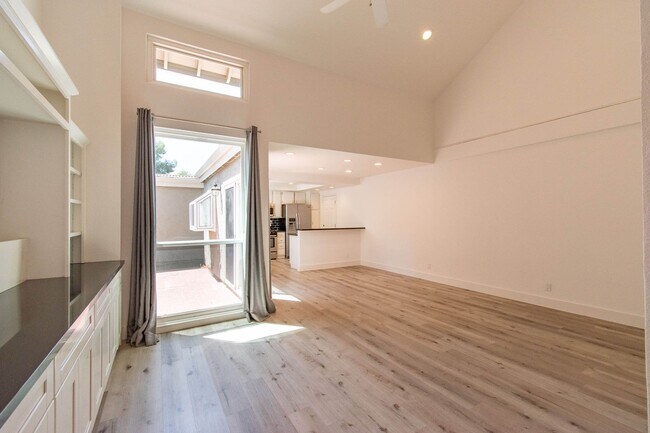Building Photo - Beautiful Remodeled Home w/Attached 2 Car ...