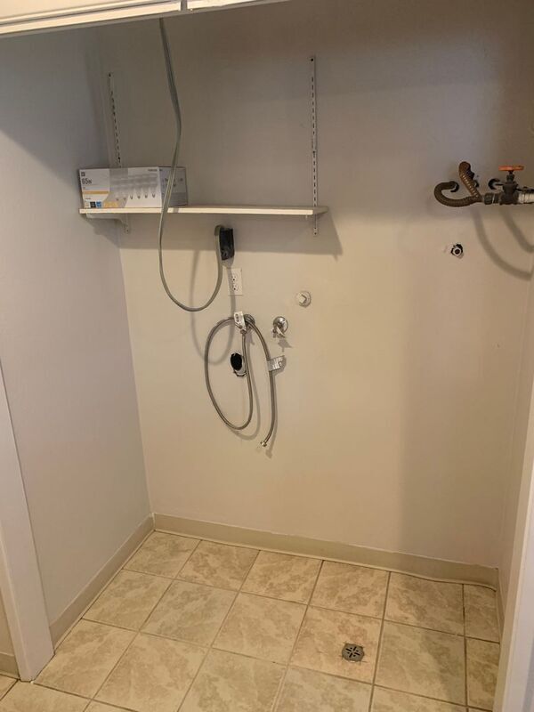 1131 W 13th Ave Unit B, Kennewick, WA 99337 Condo for Rent in