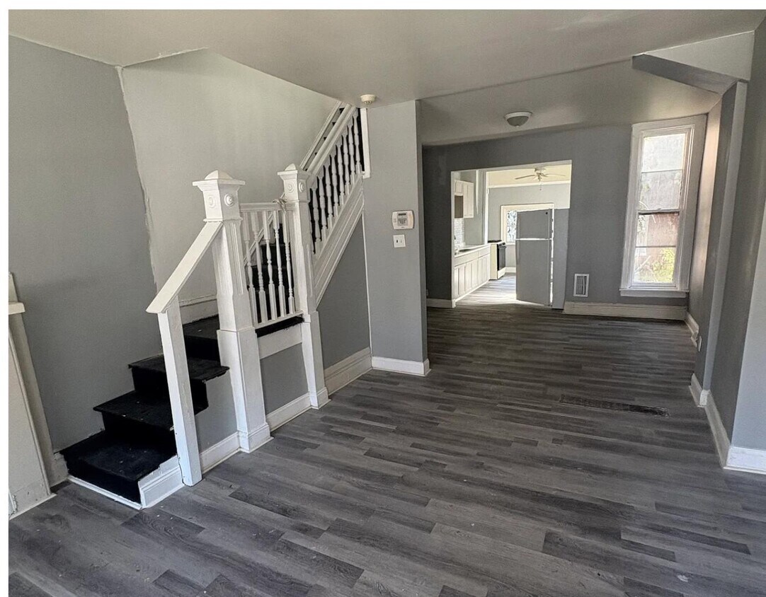 Foto principal - 541 S 15th St