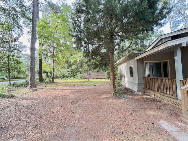 Building Photo - 54 Falligant Ave
