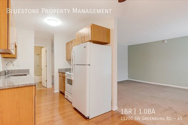 Building Photo - Spacious Ground Floor - One Bedroom Apartm...