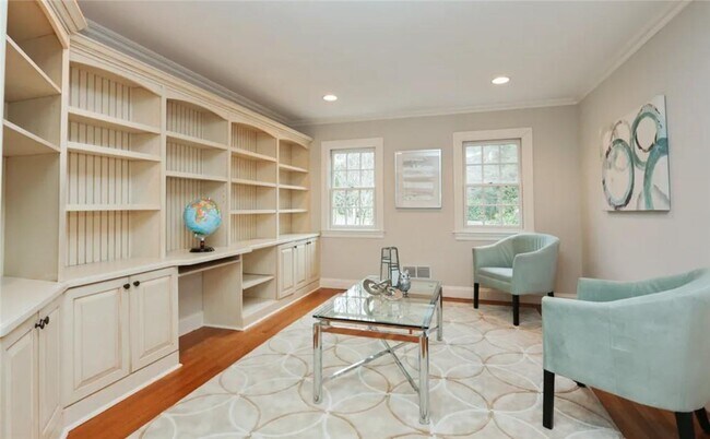 Foto del edificio - 2 Rock Hill Ln