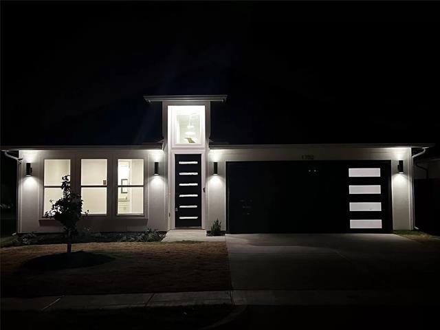 Foto del edificio - 3406 Navaro St