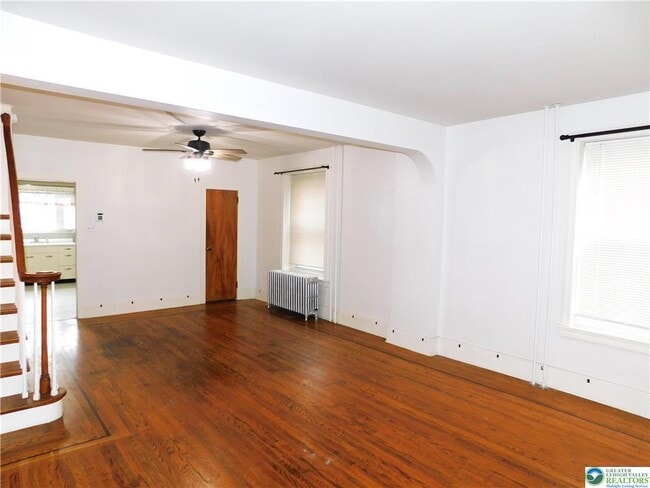 Building Photo - 220 Locust St