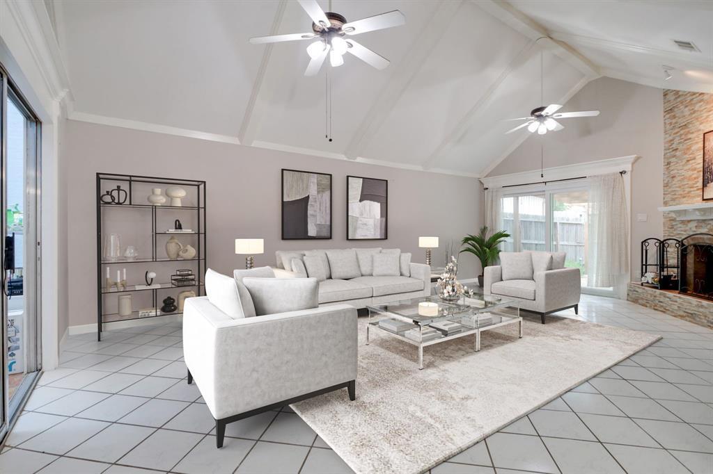 Foto principal - 2912 Camelot Ln