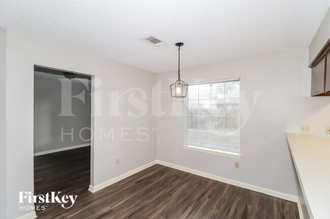 Foto del edificio - 3564 Harvest Ln