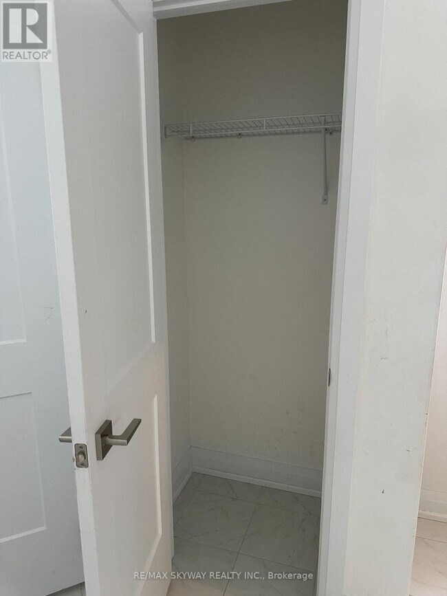 Building Photo - 163 Stonebrook Wy