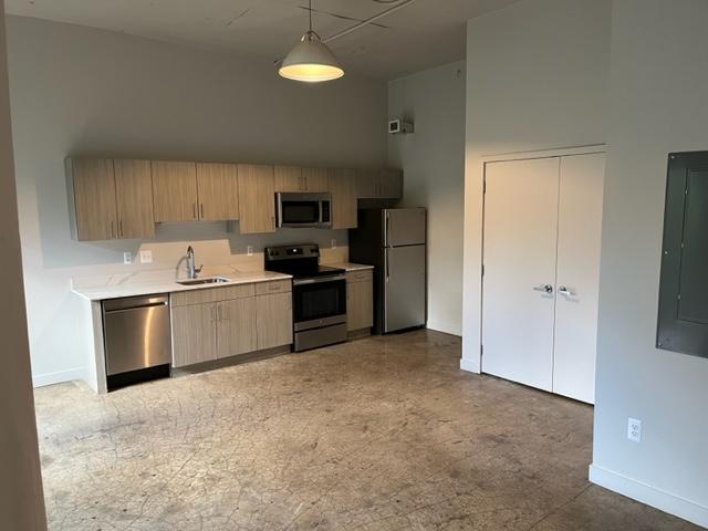 Building Photo - 40 Hague St