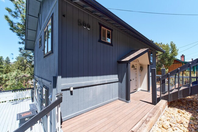 Foto del edificio - 509 Wallace Ln