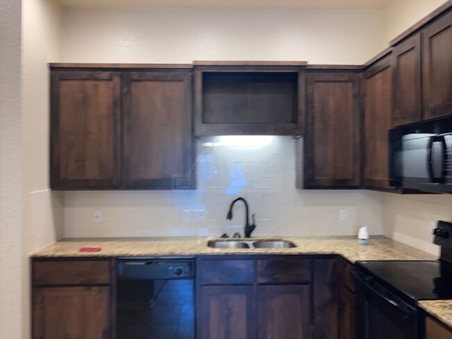 Building Photo - 5706 Luminous Ln
