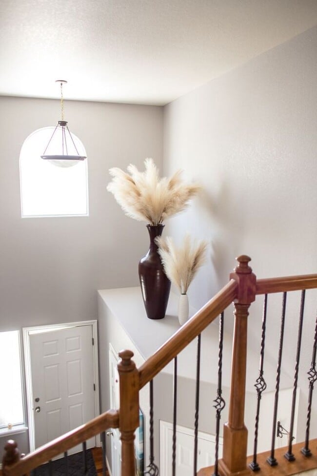 Building Photo - Amazing Home Available Now in Prime Johnst...