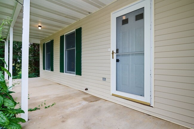 Building Photo - 3017 Fairchild Ln