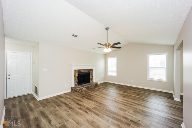 Building Photo - 514 Brookfield Way