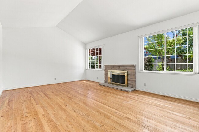 Foto del edificio - Single-Story Charm Near Parks, Trails and Top-Rated Schools!
