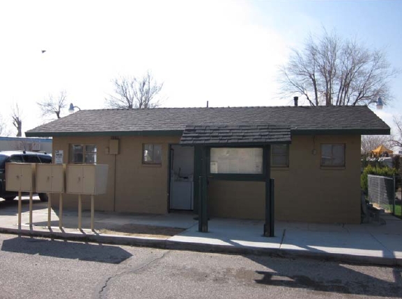 Building Photo - Adelanto High Desert Homes