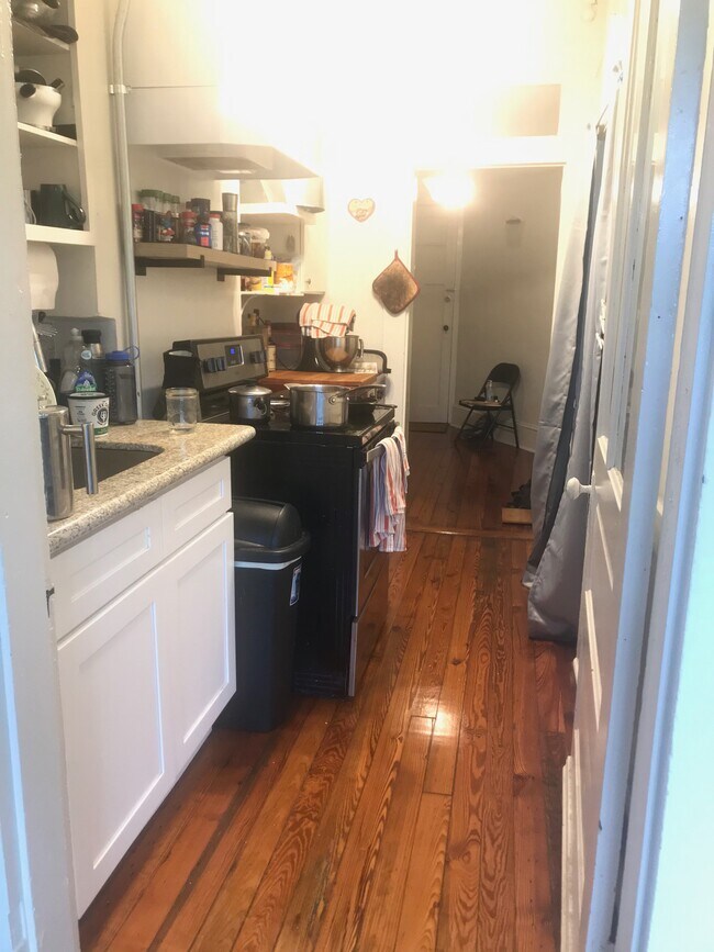 Foto del edificio - 7824 Oak St