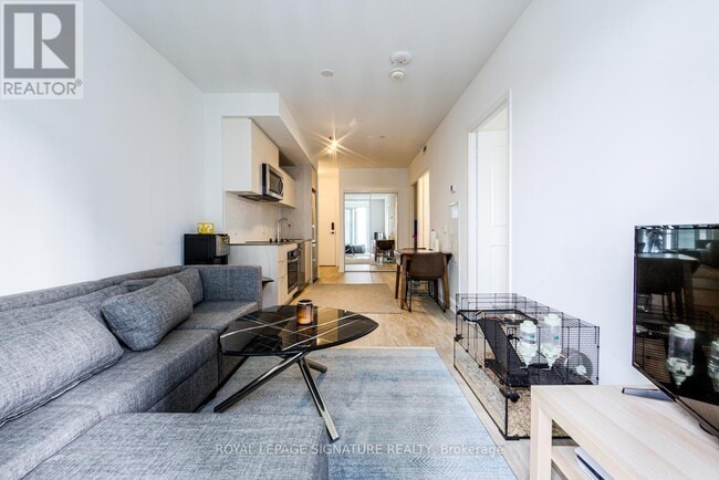 Building Photo - 100 Dalhousie St