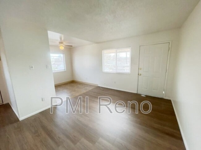 Foto del edificio - 415 Greenbrae Dr