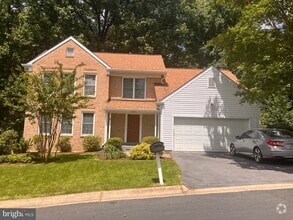 Building Photo - 2220 Blue Valley Dr