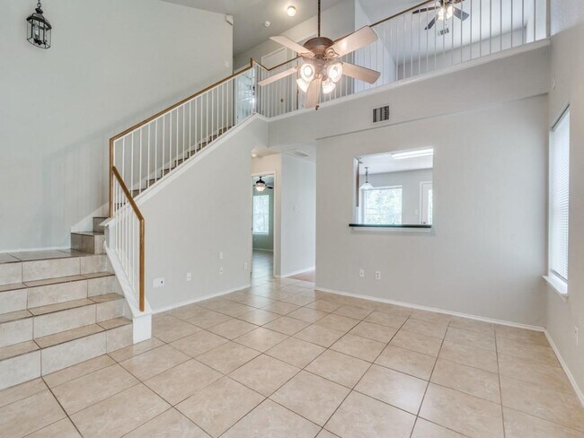 Building Photo - 1016 Moser River Dr