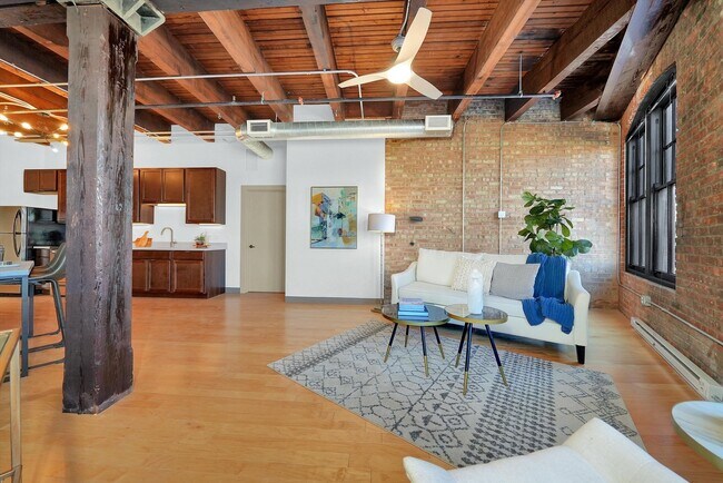 Building Photo - 115 W Galena Blvd