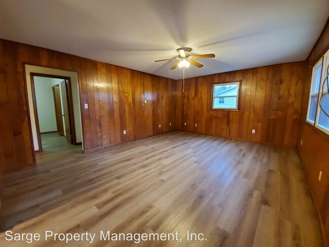 Building Photo - 6460 E State Rd 45