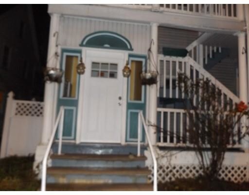 Primary Photo - 313 Main St