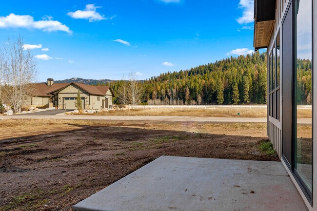 Building Photo - 1123 Mo's Way