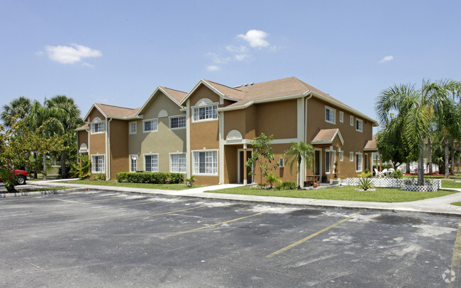 Building Photo - San Sherri Villas Apartments